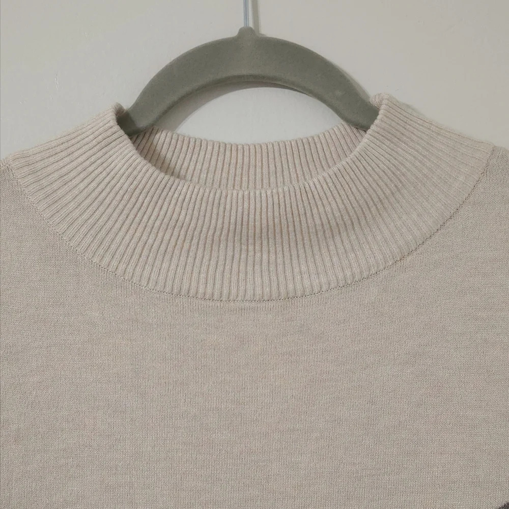 DEVOTION BY CYRUS Long Sleeve Mock Neck Colorblock High Low Pullover Sweater, S - Picture 3 of 14